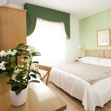 Hotel Touring-3